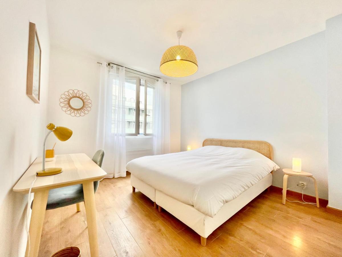 סן נזאר St Nazaire - L'Art Deco - Stationnement Gratuit - Centre Ville - Wifi Fibre מראה חיצוני תמונה